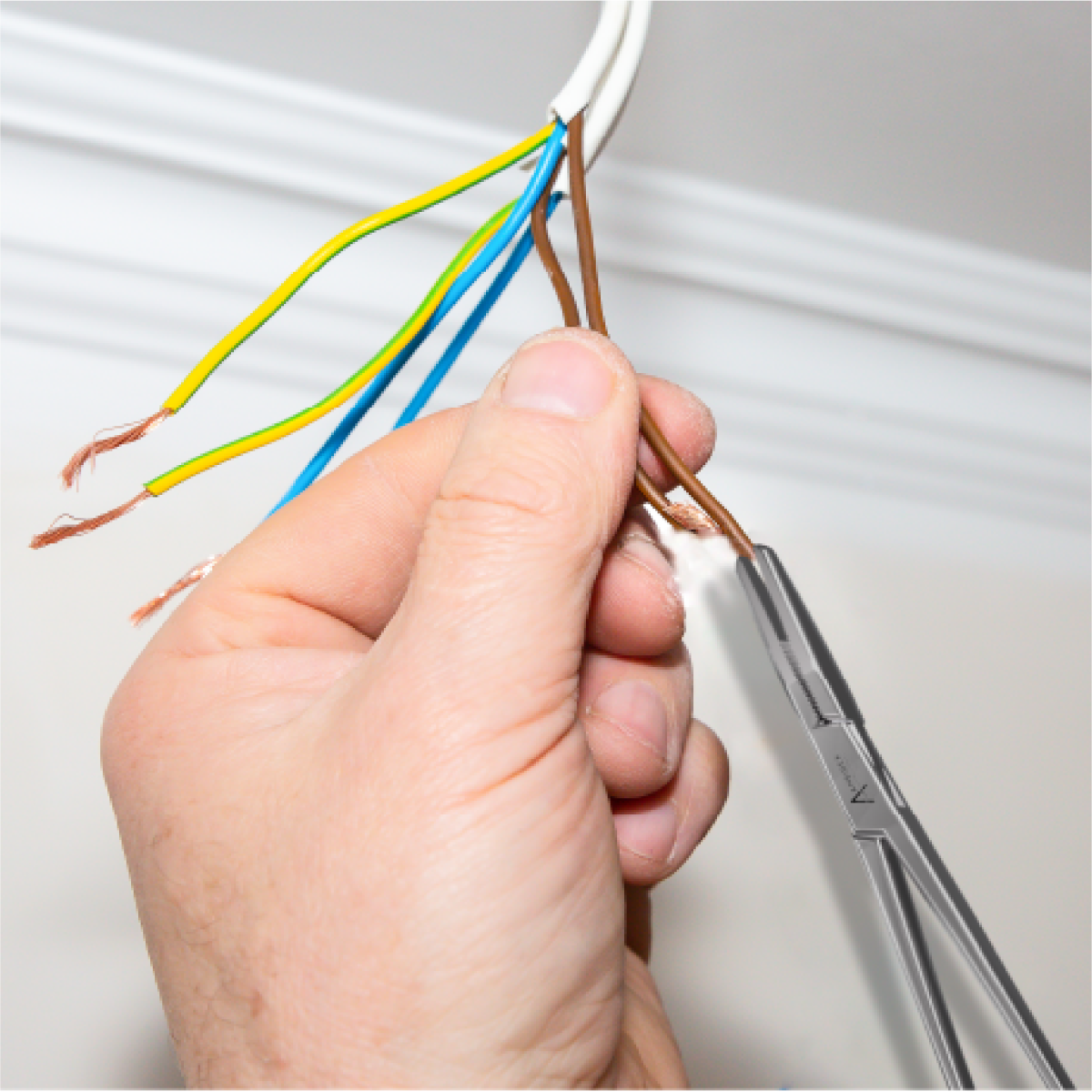 Our right and left-handed hemostats are a great addition to any toolbox, especially for electrical repair.